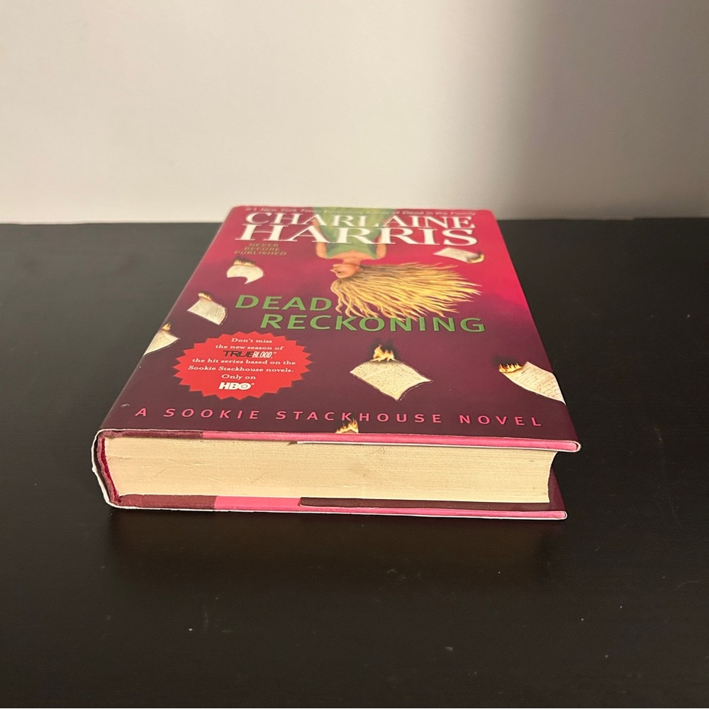 Charlaine Harris 'Dead Reckoning' True Blood Hardcover Book - Picture 4 of 6